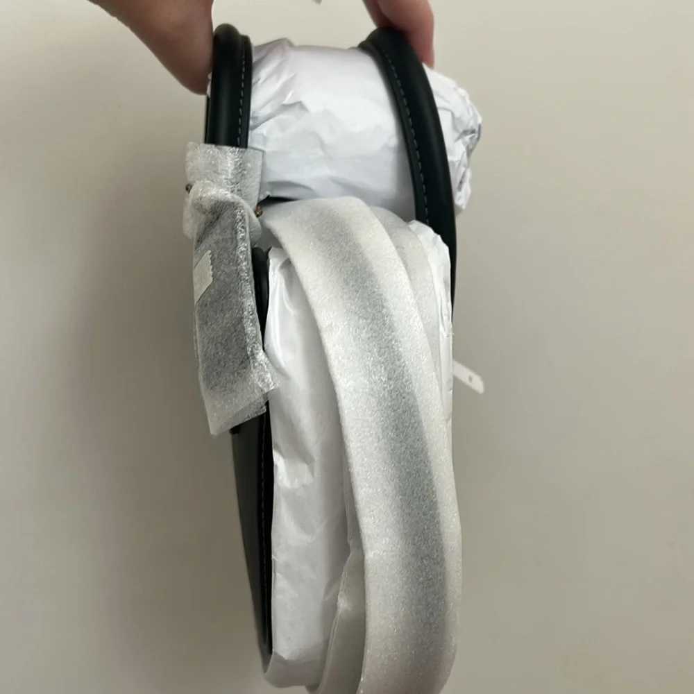 Coach Halloween cat purse - Picture 2 of 4